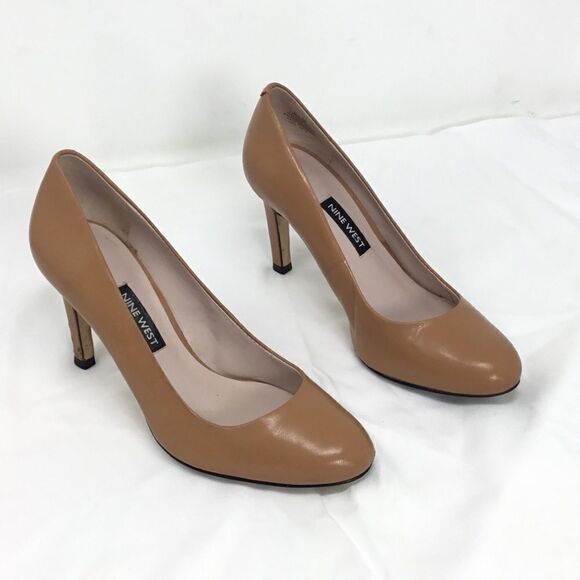 Nine West 'Handjive' Almond Toe Pump (B4) - Picture 3 of 15